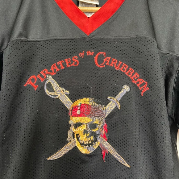 Walt Disney World Pirates of the Caribbean Captain Jack Jersey - Picture 2 of 8